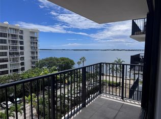 1450 Brickell Bay Dr APT 604, Miami, FL 33131