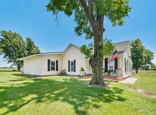 13716 Chamberlain Dr, Gentry, AR 72734