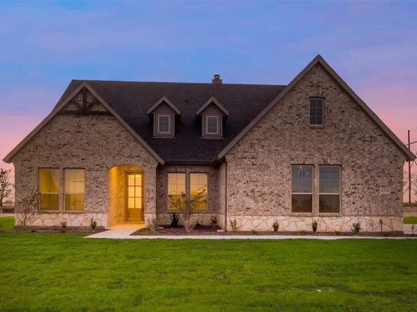 4204 Sanger Meadow Dr, Sanger, TX 76266