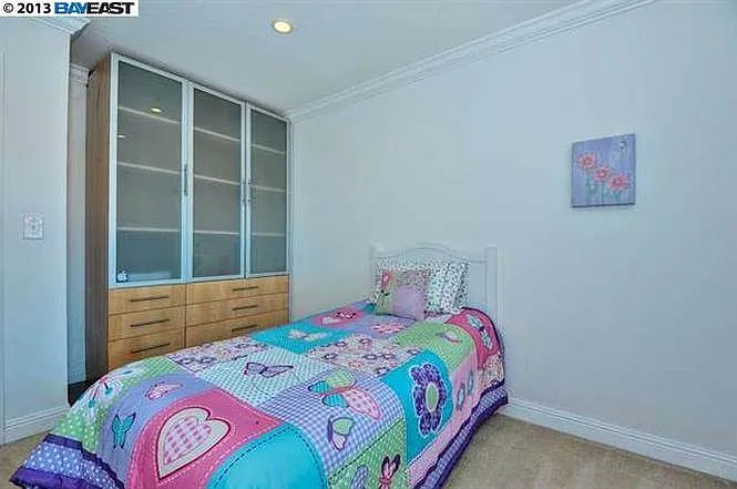 66 Snyder Way — Photo 12