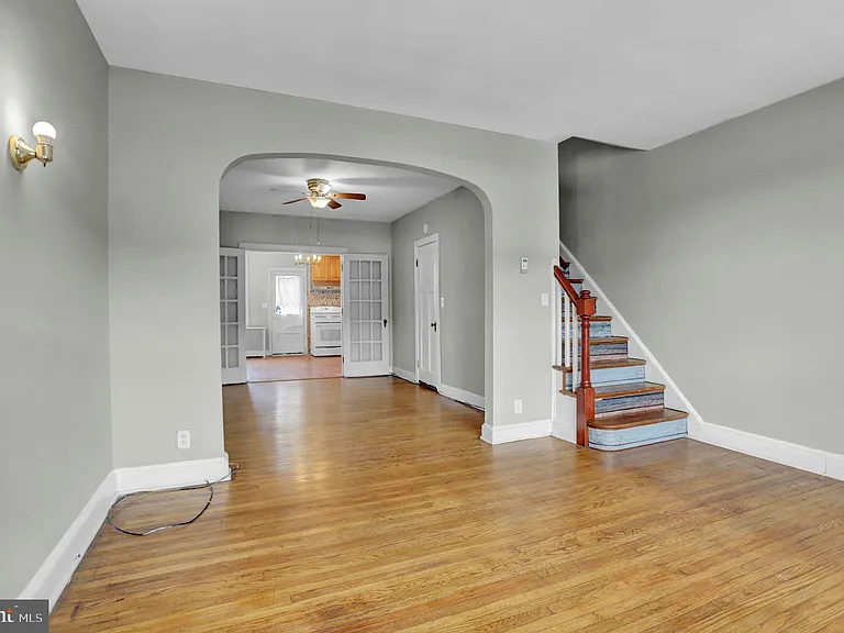 434 Folcroft St #A — Photo 3