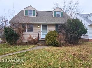 3990 Jo Ann Dr, Cleveland, OH