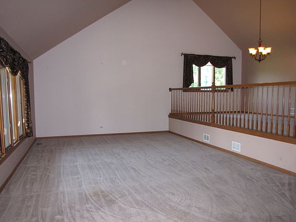 3rd image of 12120 Aspen Ln