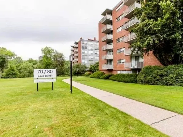 80 Park St APT 43, Brookline, MA 02446