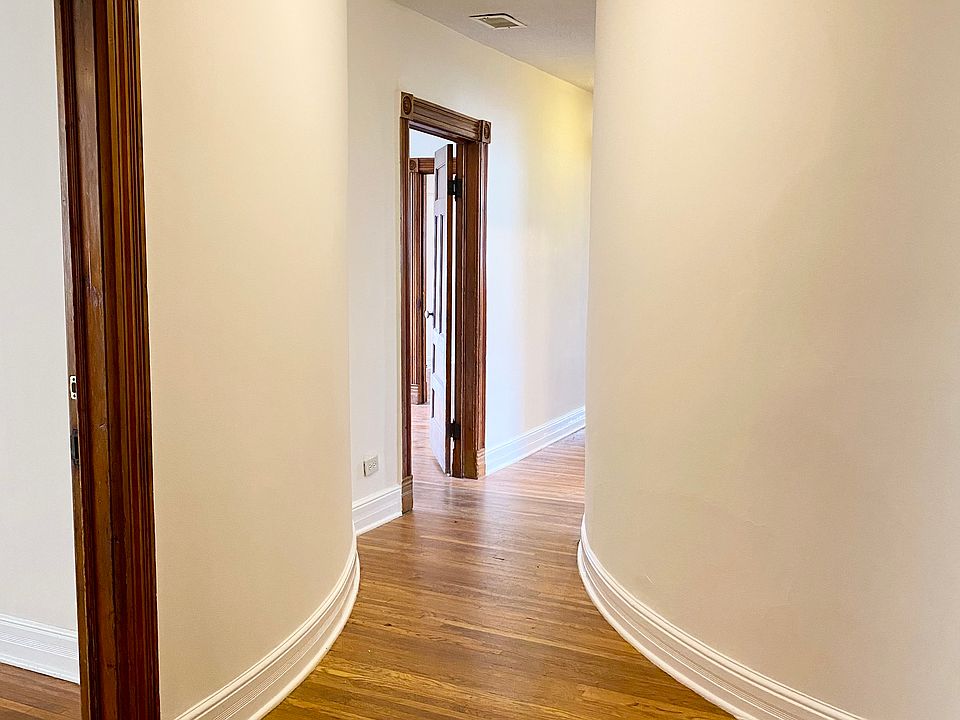 1st image of 128 Fargo Ave APT 3
