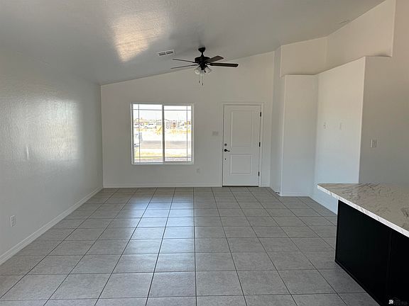 5th image of 3813 E Santa Rosalina Ln