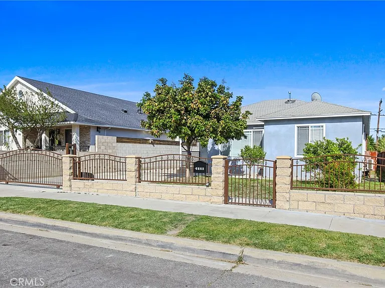 3726 Ellis Ln #B — Photo 3