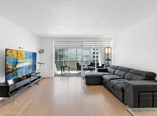 1660 NE 191st St APT 206-1, Miami, FL 33179