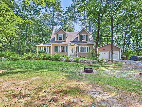 2nd image of 30 Forest Trail Drive