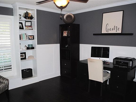 2nd image of 119 Aspenwood Trl