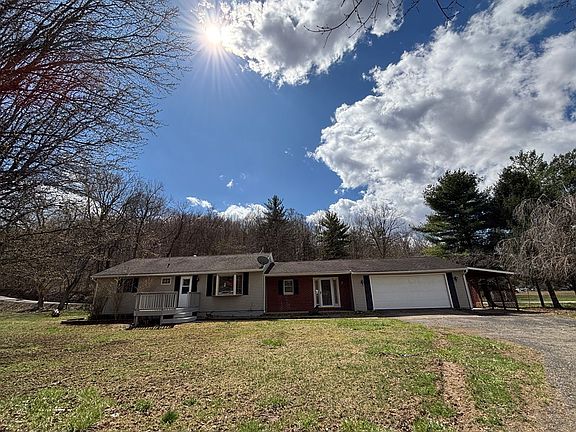 3rd image of 158 Oliver Dr