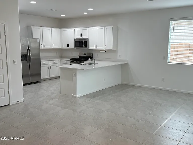 15588 W Williams St — Photo 4