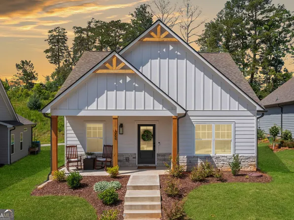 324 Creek Wood Park Dr, Ball Ground, GA 30107