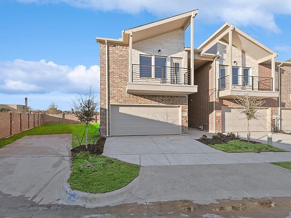 2nd image of 5717 Woodlands Dr