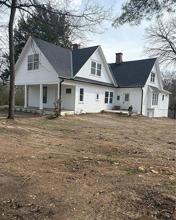 2nd image of 10015 Johnson Dr