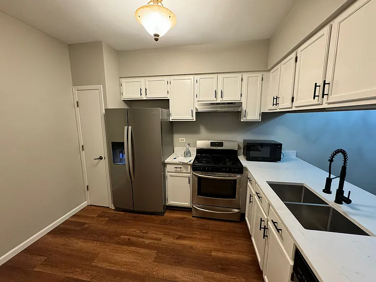 1619 Woodcrest Cir #1619 — Photo 5