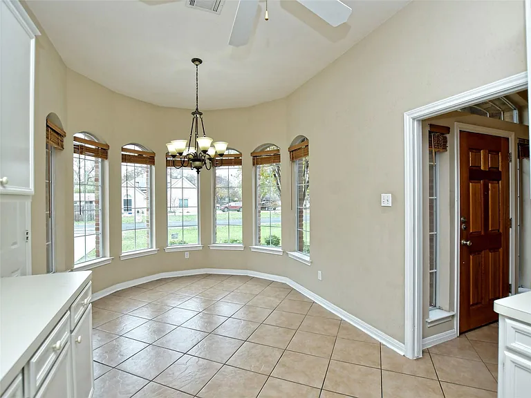 13220 Villa Park Dr — Photo 10