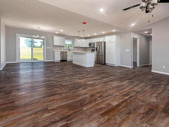 5th image of 1802 Ramsey Dr