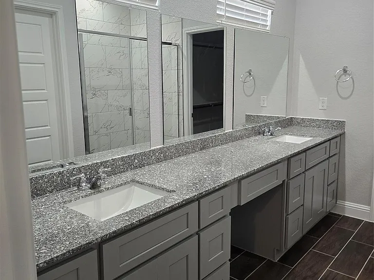 213 Adoue Ave — Photo 14