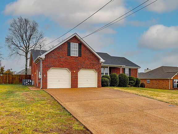 4th image of 902 Thomastown Dr