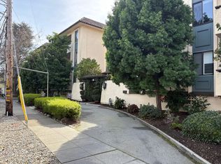 525 Almer Rd APT 211, Burlingame, CA 94010