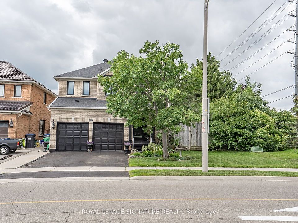 1st image of 348 Edenbrook Hill Dr