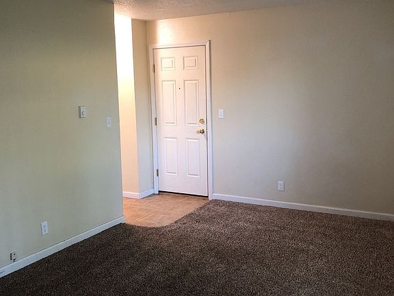 5th image of 215-225 NW Tingley St #215A