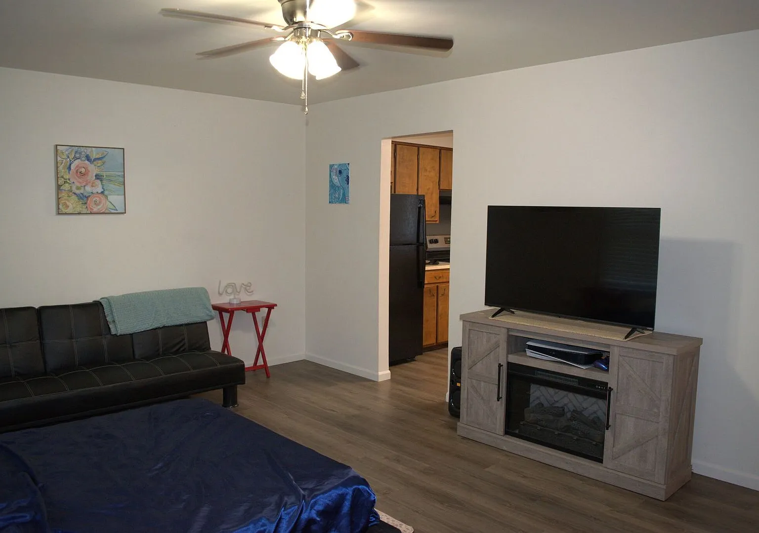 Nice 2 Bed 1 Bath Duplex In Southern Boone! — Photo 3