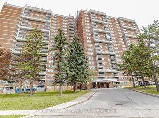 100 Wingarden Ct #415, Toronto, ON M1B2P4