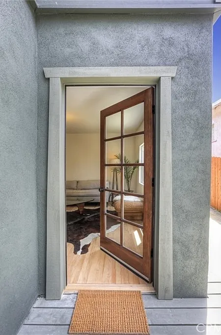 3 bed, 1330 sqft, $5,500 — Photo 3