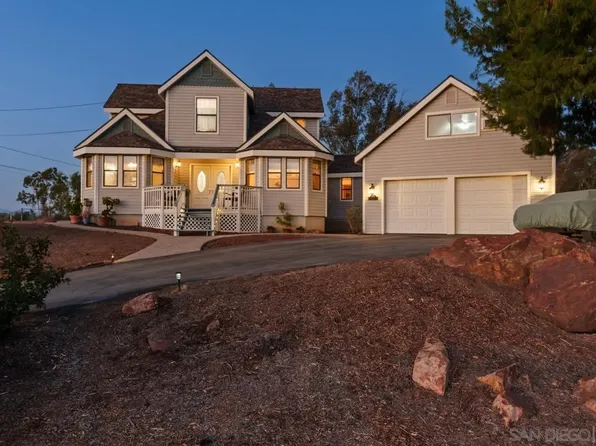 1214 Cook St, Ramona, CA 92065