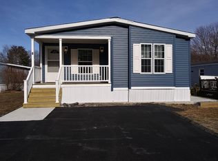 6 Mallard Way, Wynantskill, NY 12198