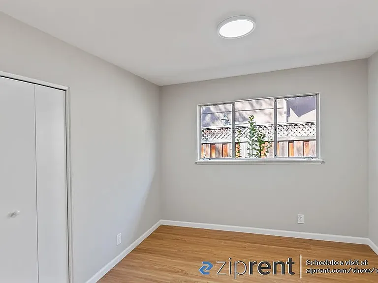 4559 Piper Dr — Photo 15
