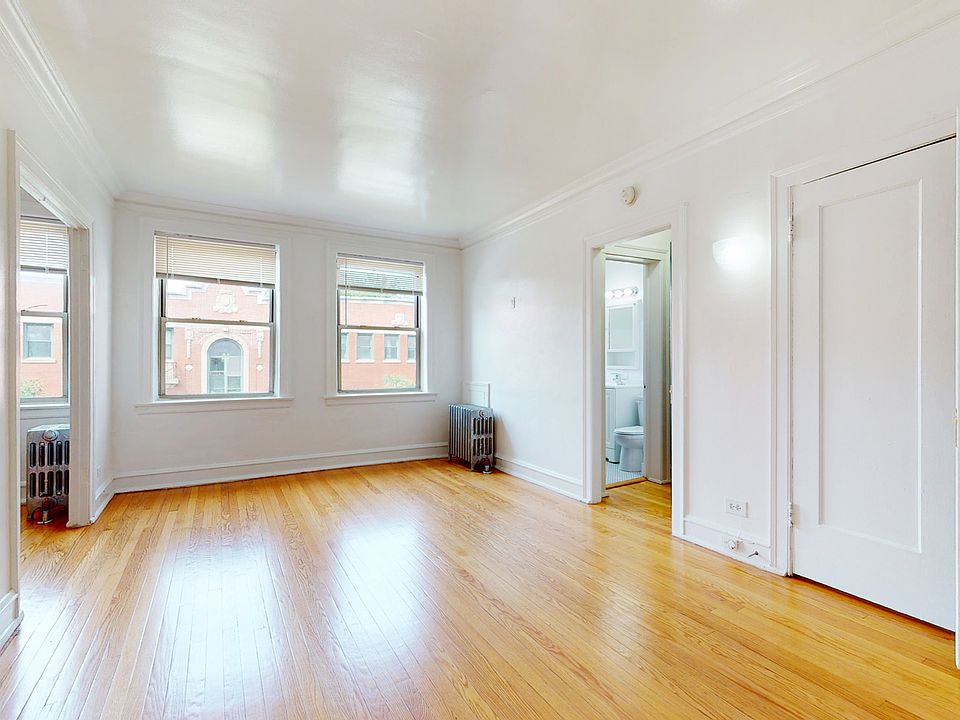 Dining/Living room