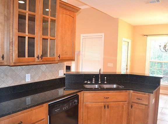 4th image of 191 Hardwood Forest Dr