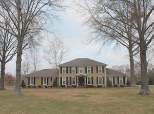 2216 Oakwood Rd, Franklin, TN 37064