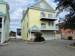 2810 E Ocean View Ave #A, Norfolk, VA 23518