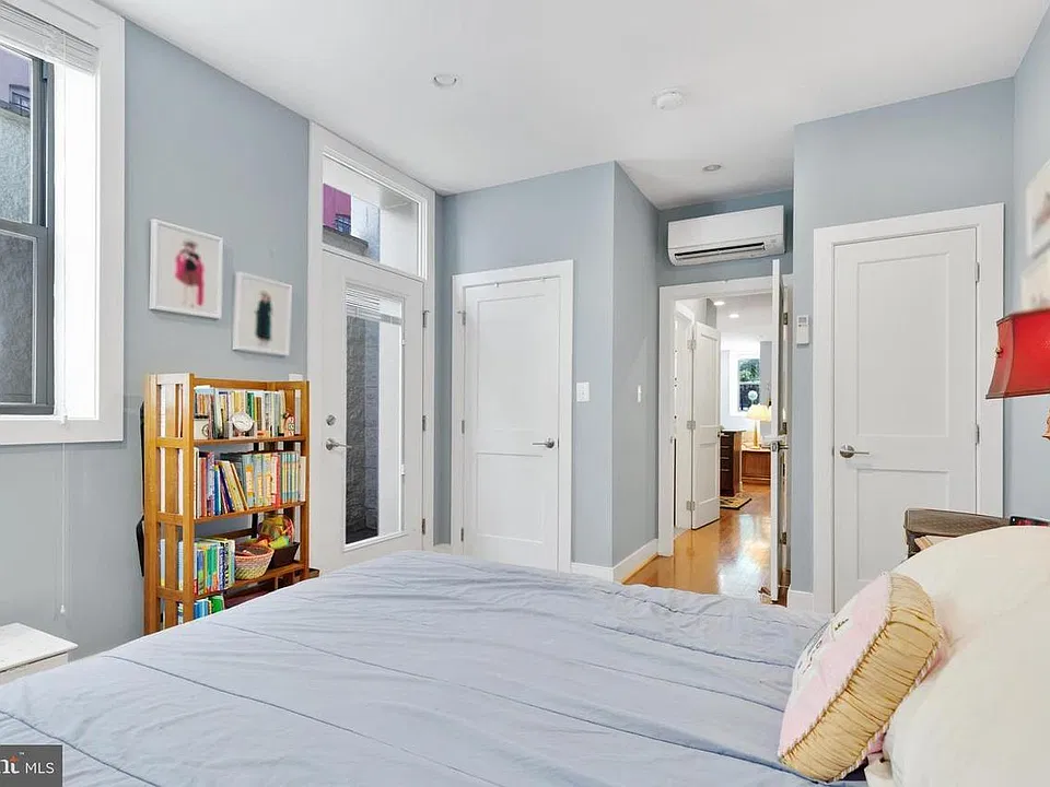 1128 G St NE #1
