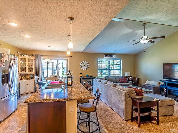 4th image of 109 Hill Cir