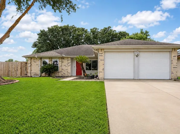 16814 Square Rigger Ln, Friendswood, TX 77546