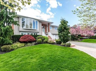 2482 Harbor Ln, Bellmore, NY 11710
