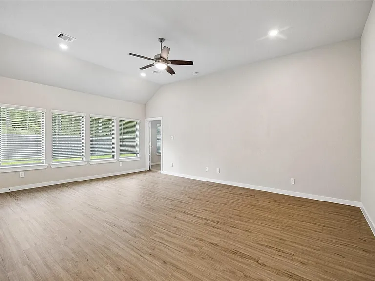 21759 Thicket Point Ln — Photo 7