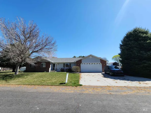 2706 Northview Dr, Hagerman, ID 83332