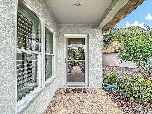 5th image of 232 Center Oak Cir