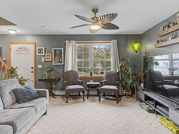 5th image of 51 Meadow Brook Lane