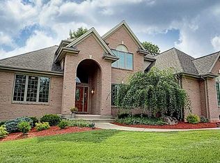 7275 Meeker Creek Dr, Dayton, OH 45414