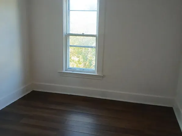 129 Field Ln, Johnstown, PA 15904