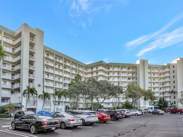 2334 S Cypress Bend Dr APT 107, Pompano Beach, FL 33069