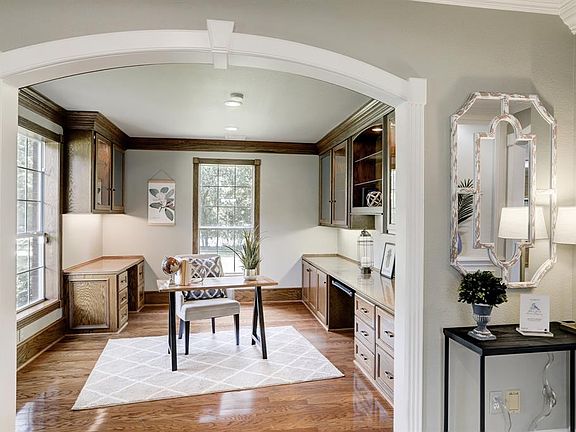 Work from home in this large office space with tons of storage!!