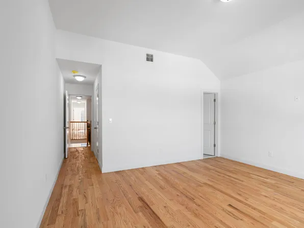 1372 Forest Hill Road image 12 of 26